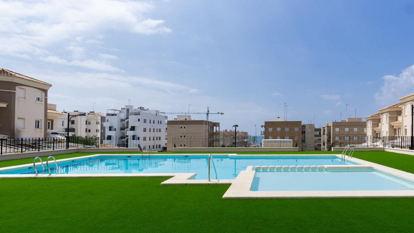 3 sypialnia Willa na sprzedaż w Santa Pola z basenem garażem - 395 000 € (Ref: 9827395)