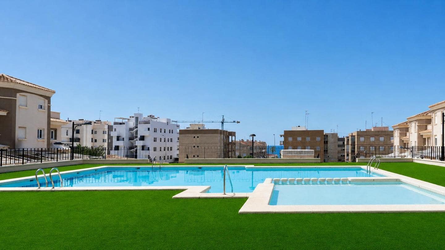3 sypialnia Willa na sprzedaż w Santa Pola z basenem garażem - 395 000 € (Ref: 9827395)