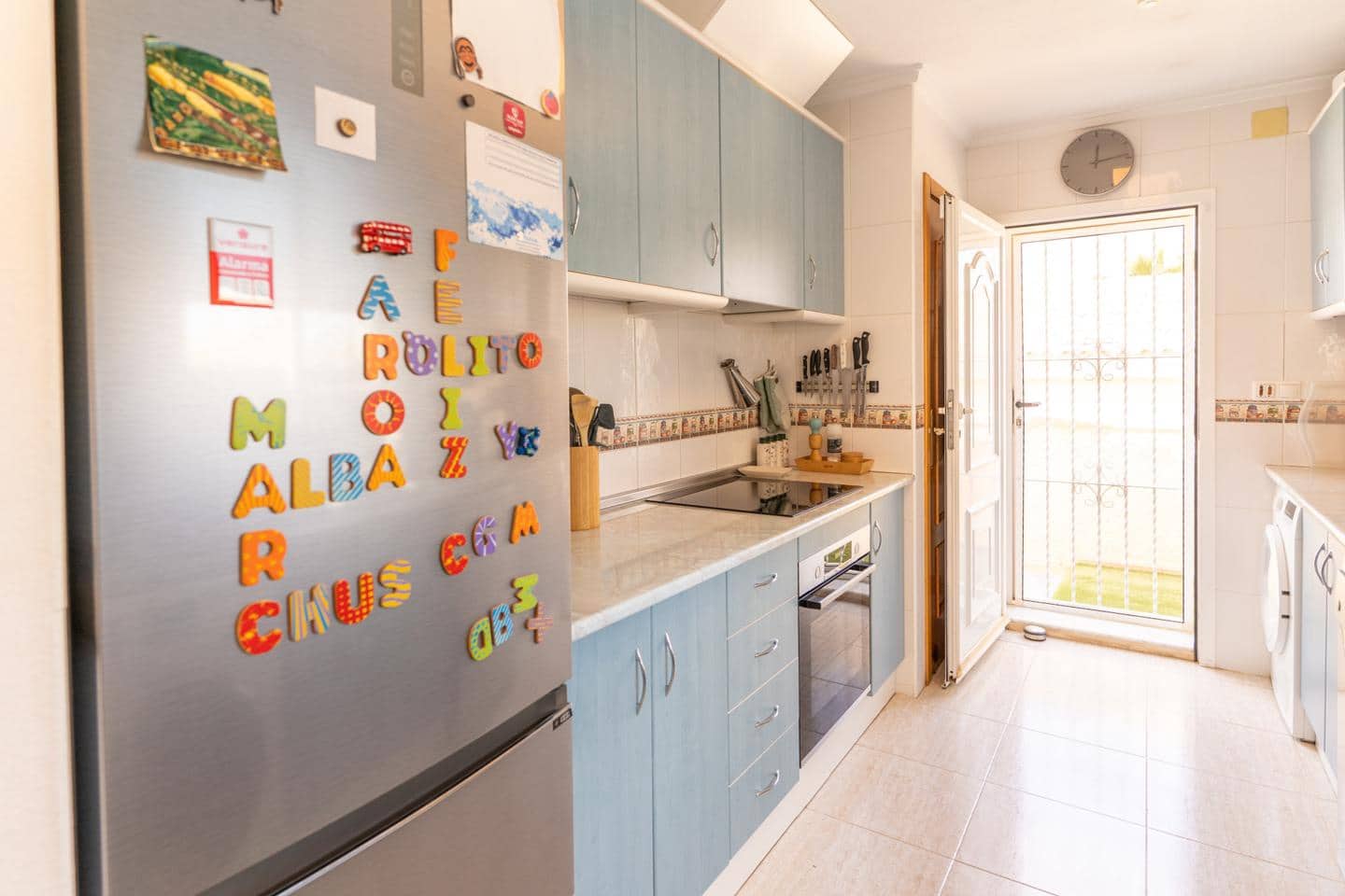 6 bedroom Villa for sale in Gran Alacant with pool - € 550,000 (Ref: 9832311)
