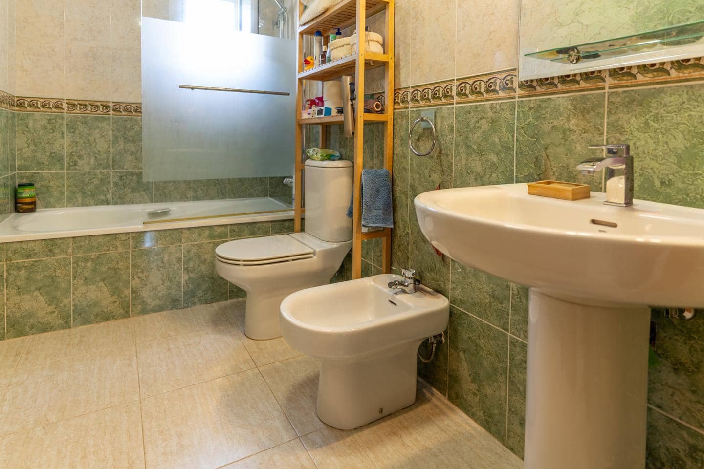 6 bedroom Villa for sale in Gran Alacant with pool - € 550,000 (Ref: 9832311)