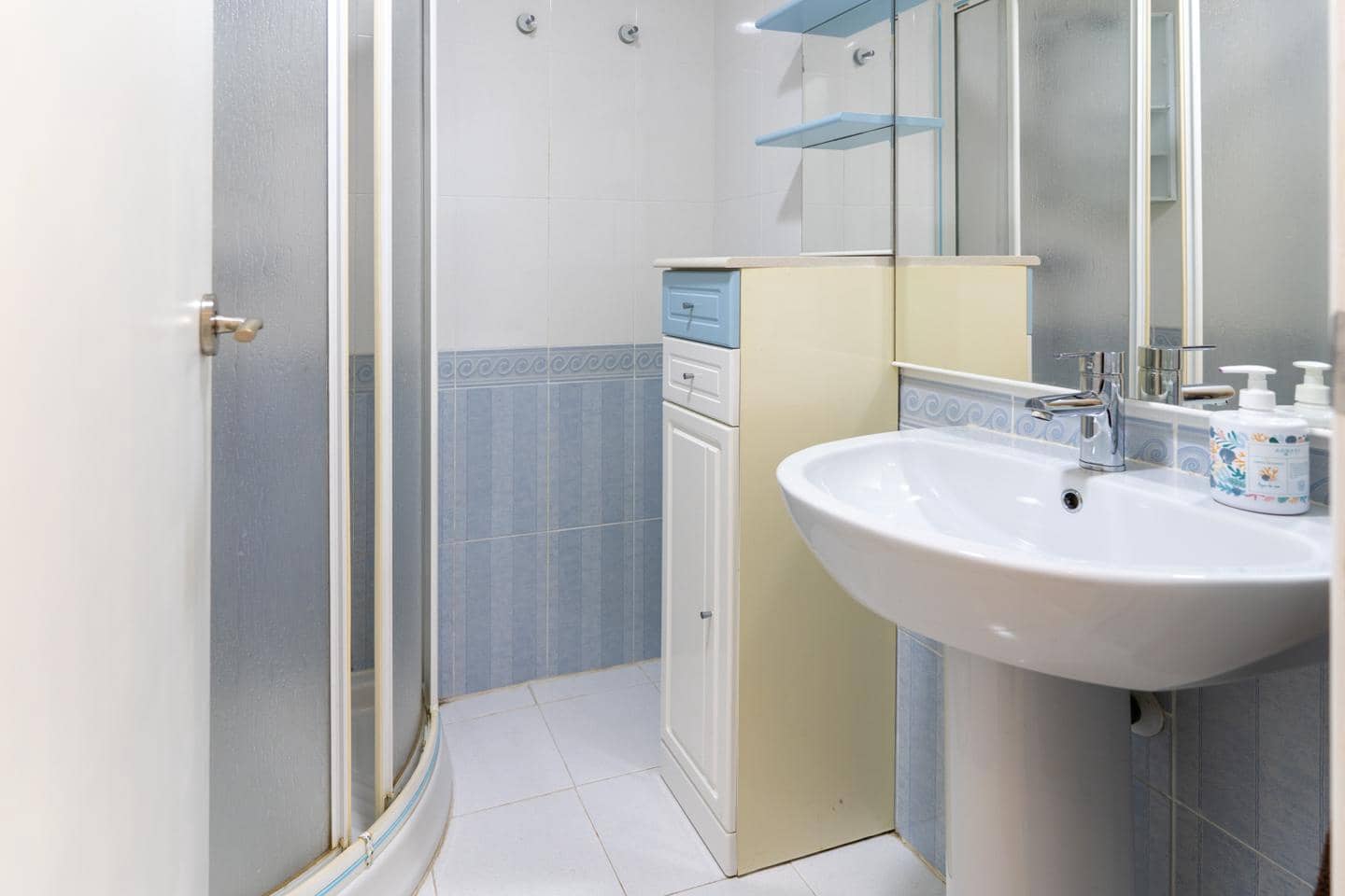 2 bedroom Flat for sale in Urbanova with pool - € 269,000 (Ref: 9832312)