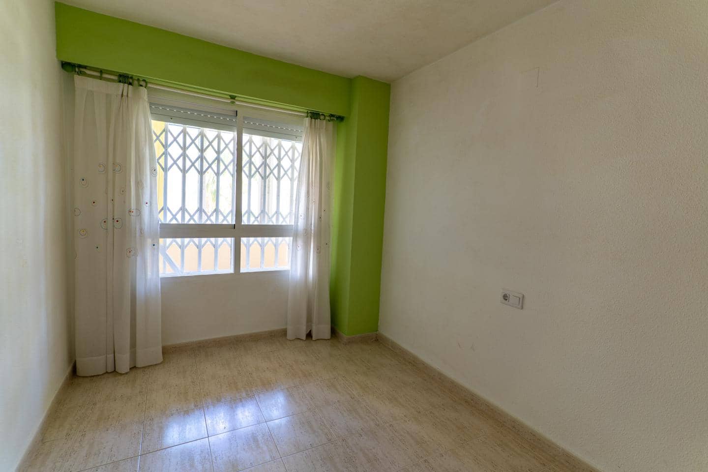 2 bedroom Flat for sale in Urbanova with pool - € 269,000 (Ref: 9832312)
