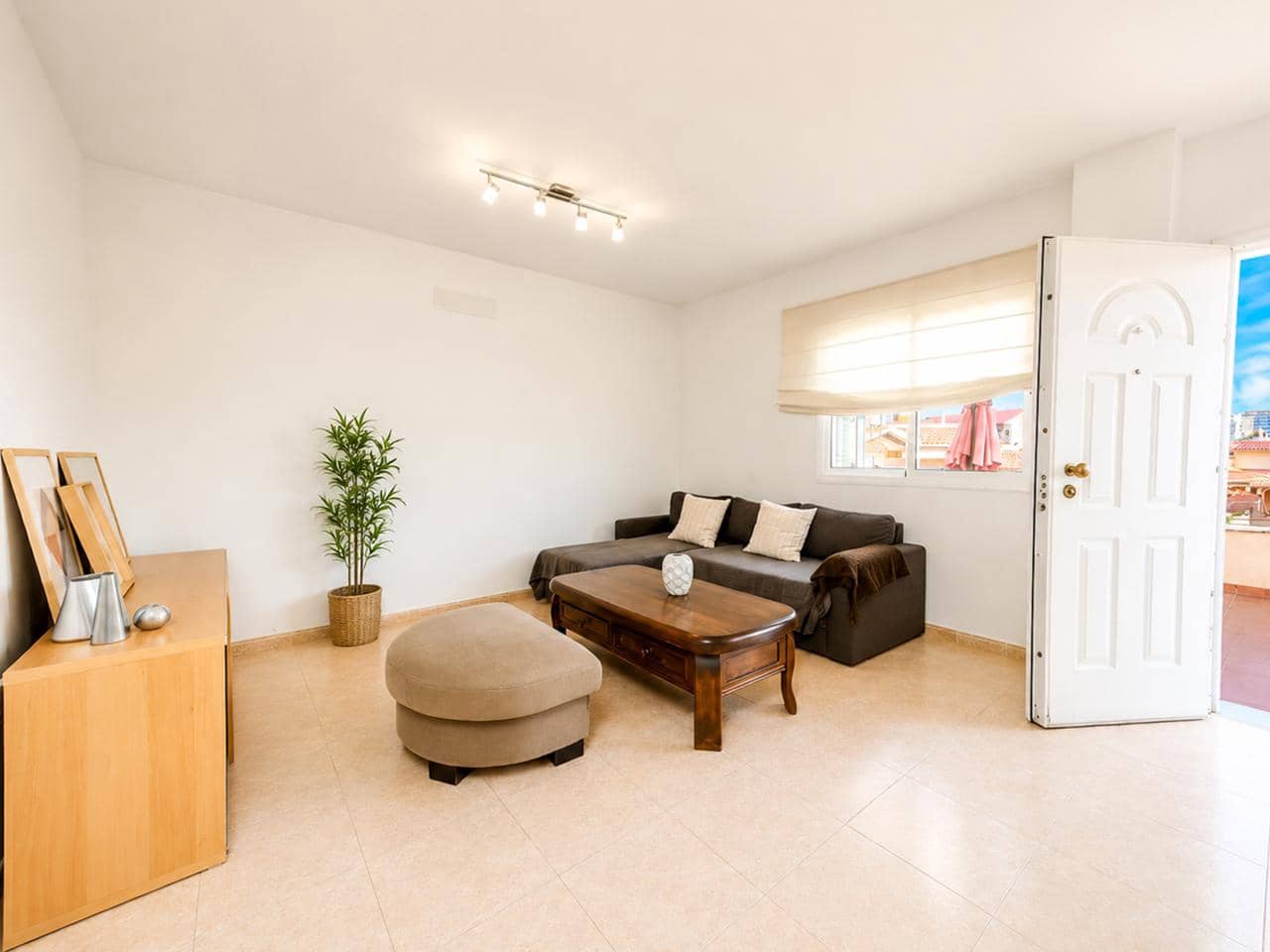 3 bedroom Villa for sale in Gran Alacant with pool garage - € 280,000 (Ref: 9834556)