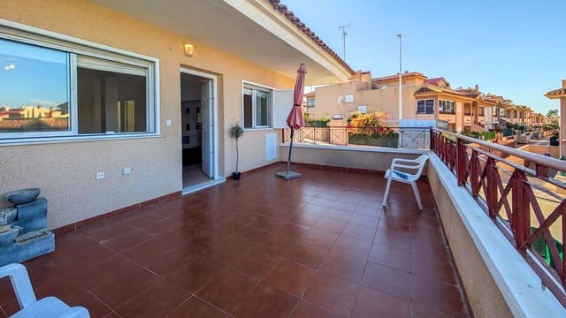 3 makuuhuone Huvila myytävänä paikassa Novamar - Mediterráneo, Santa Pola mukana uima-altaan 
autotalli - 259 000 € (Ref: 9834556)
