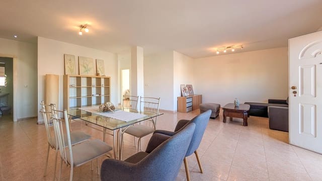 3 makuuhuone Huvila myytävänä paikassa Novamar - Mediterráneo, Santa Pola mukana uima-altaan 
autotalli - 259 000 € (Ref: 9834556)