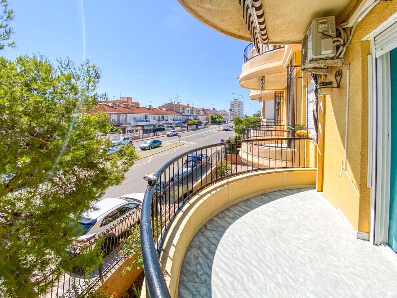 2 bedroom Flat for sale in Santa Pola - € 170,000 (Ref: 9854517)