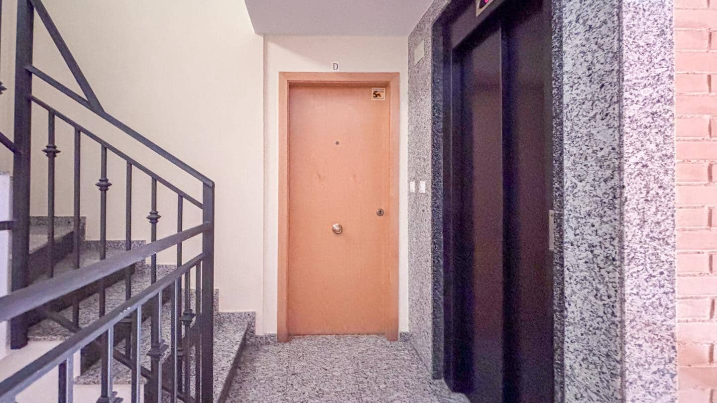 2 bedroom Flat for sale in Santa Pola - € 189,000 (Ref: 9855937)