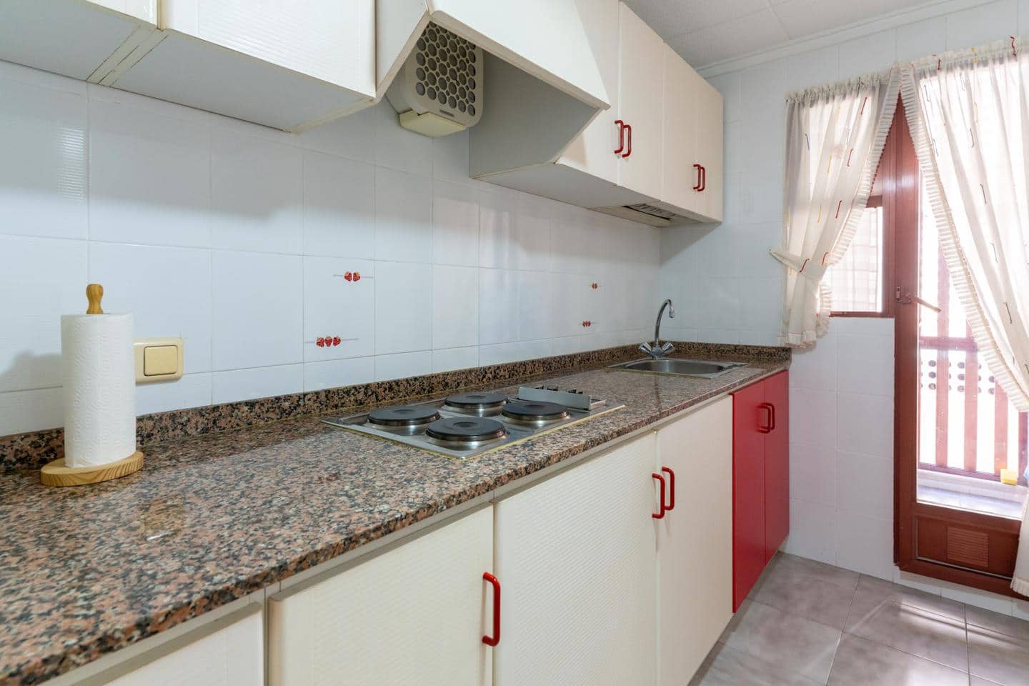 Piso de 2 habitaciones en Santa Pola en venta - 169.000 € (Ref: 9865943)