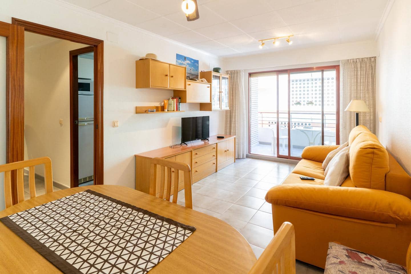 Piso de 2 habitaciones en Santa Pola en venta - 169.000 € (Ref: 9865943)