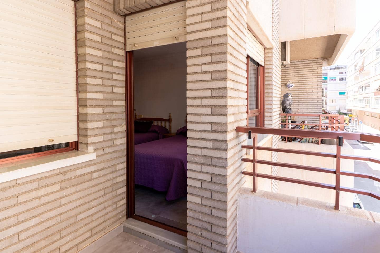 Piso de 2 habitaciones en Santa Pola en venta - 169.000 € (Ref: 9865943)