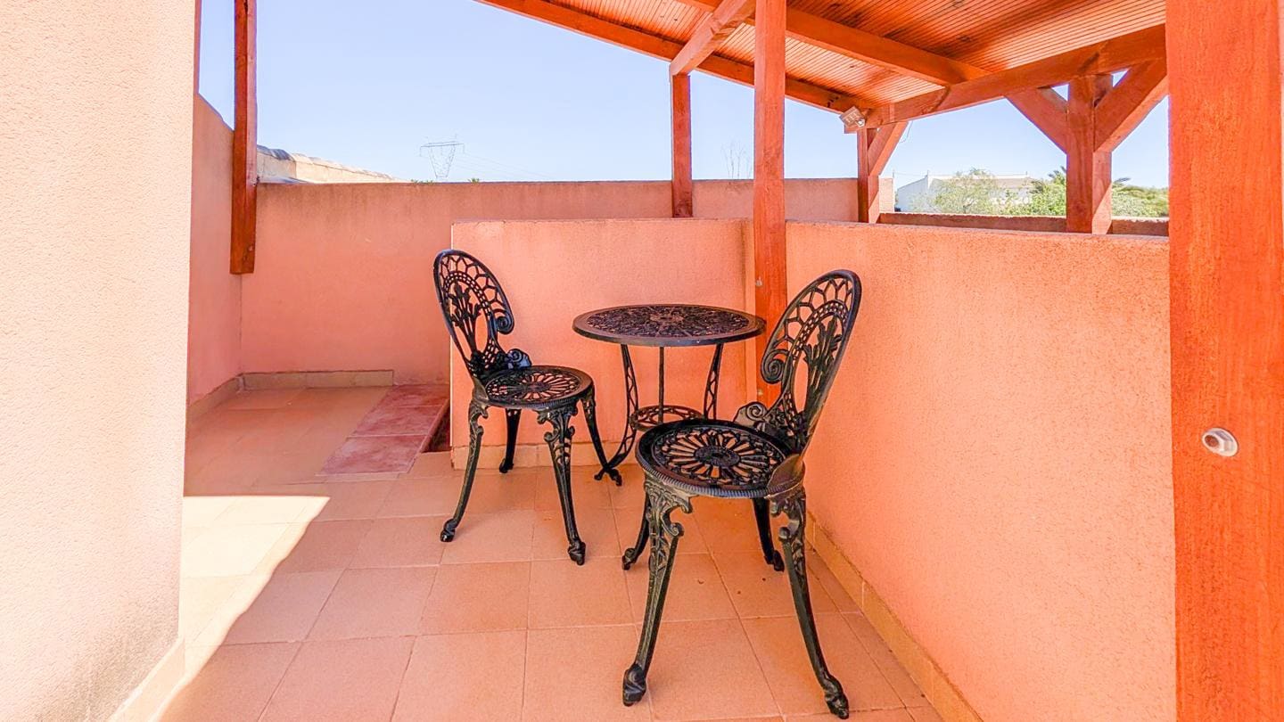 4 Zimmer Villa zu verkaufen in Elche / Elx mit Pool Garage - 850.000 € (Ref: 9901632)