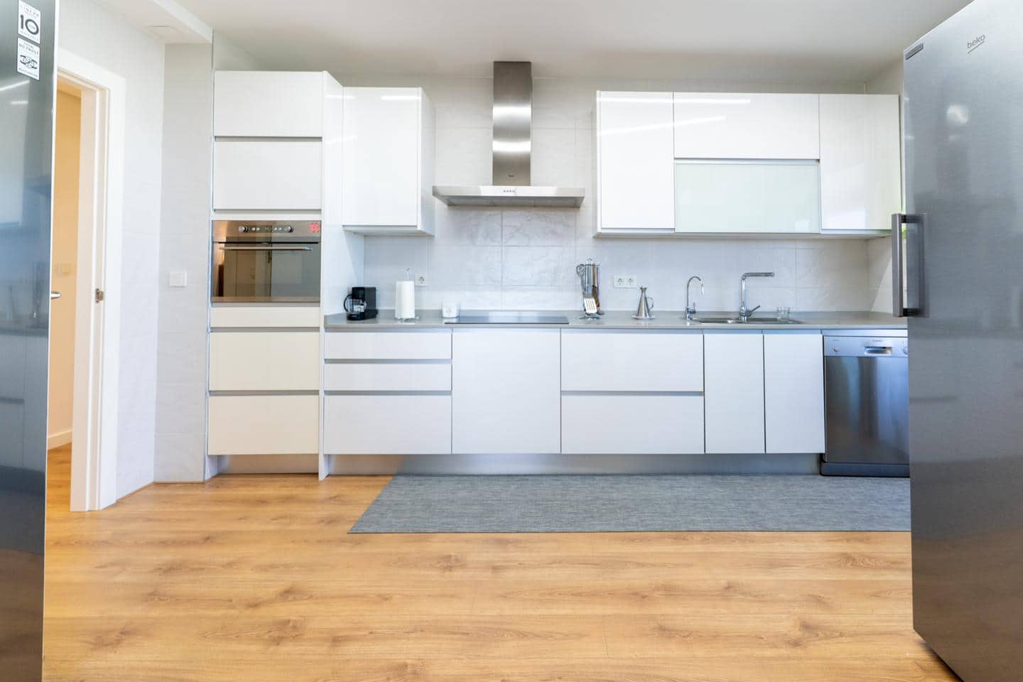 3 makuuhuone Asunto myytävänä paikassa Arenales del Sol mukana uima-altaan 
autotalli - 742 000 € (Ref: 9905083)