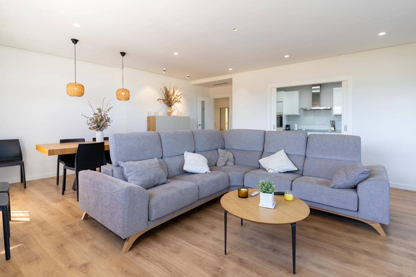 3 makuuhuone Asunto myytävänä paikassa Arenales del Sol mukana uima-altaan 
autotalli - 742 000 € (Ref: 9905083)