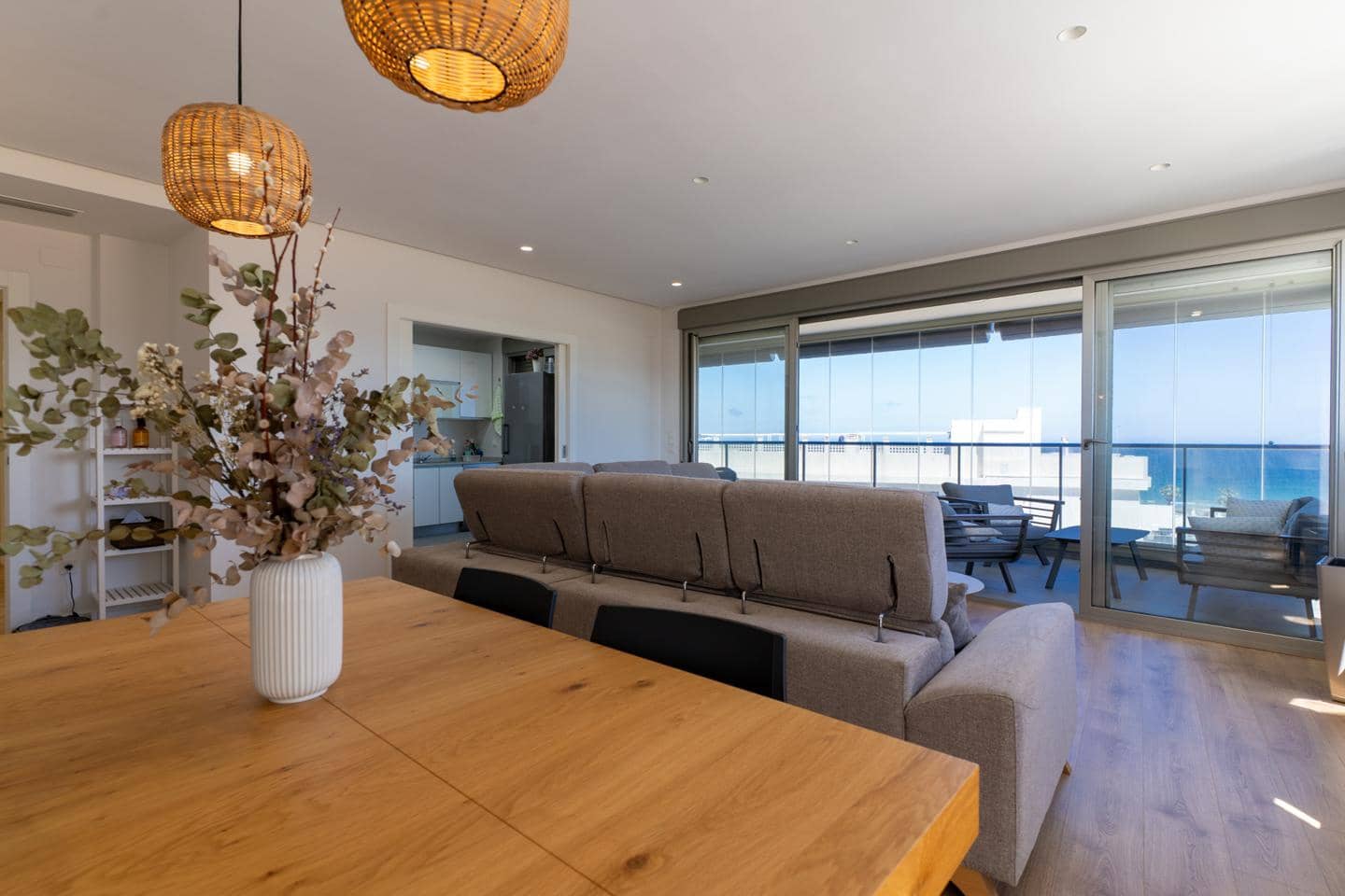 3 makuuhuone Asunto myytävänä paikassa Arenales del Sol mukana uima-altaan 
autotalli - 742 000 € (Ref: 9905083)