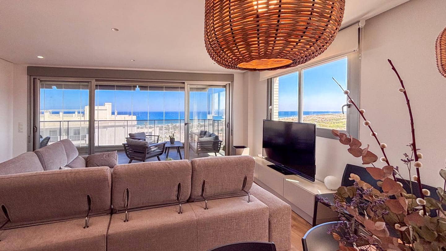 3 makuuhuone Asunto myytävänä paikassa Arenales del Sol mukana uima-altaan 
autotalli - 742 000 € (Ref: 9905083)