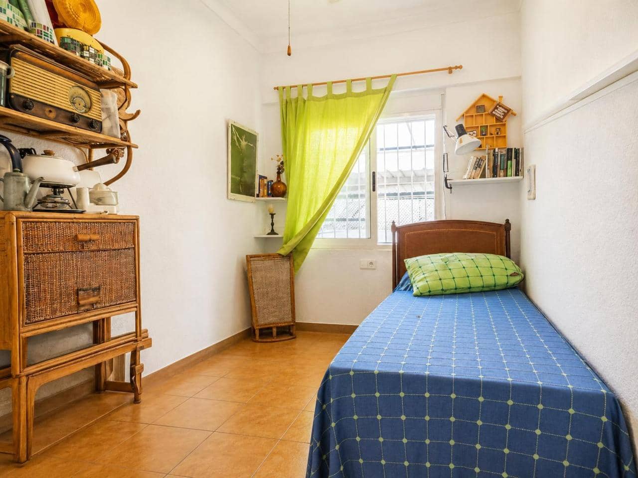 4 quarto Apartamento para venda em Santa Pola com garagem - 318 000 € (Ref: 9913766)