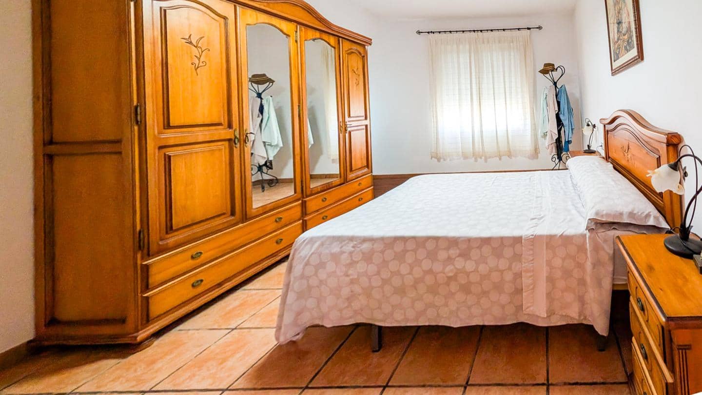 5 bedroom Villa for sale in Valverde with pool garage - € 680,000 (Ref: 9932186)
