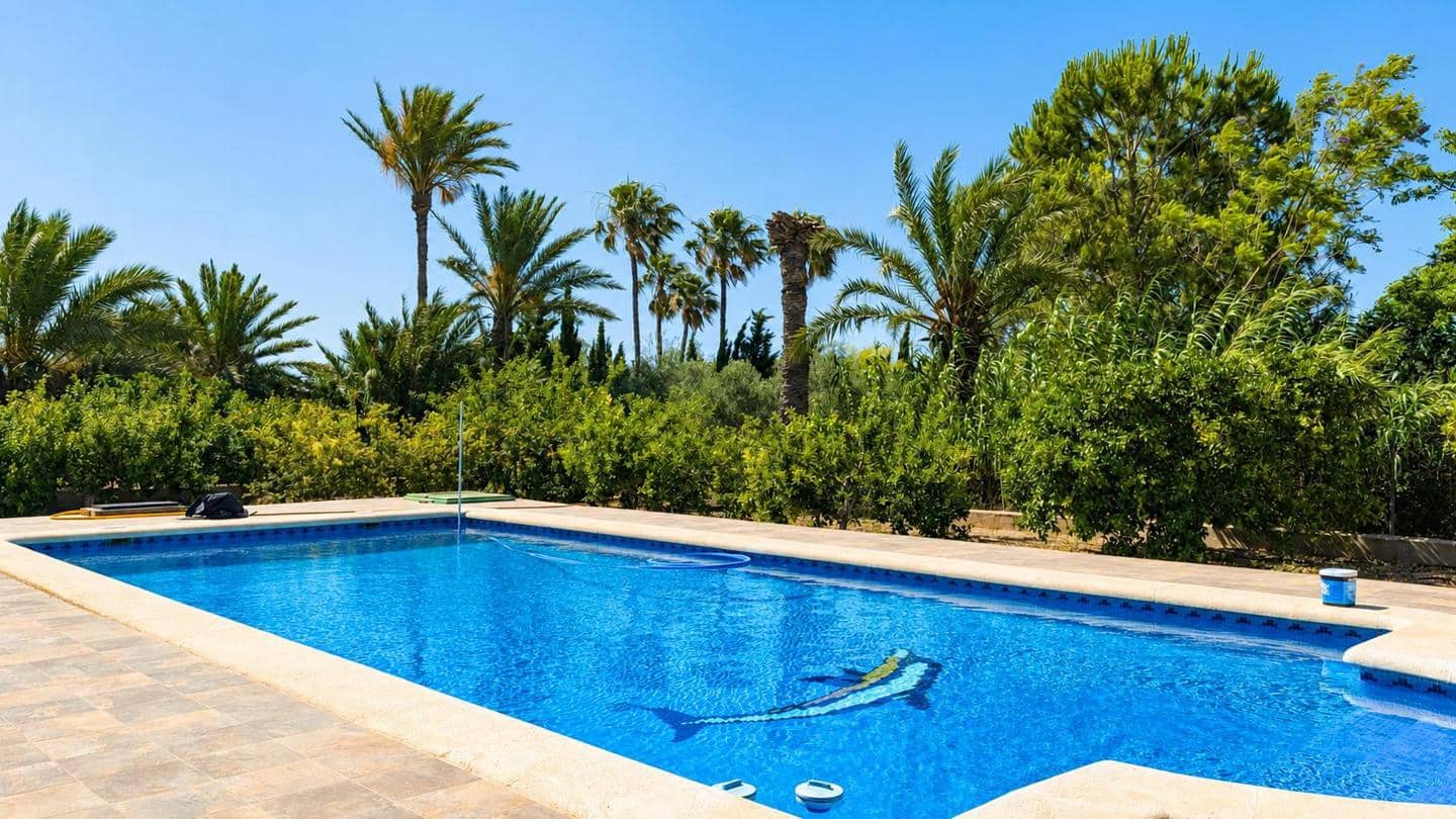 5 bedroom Villa for sale in Valverde with pool garage - € 680,000 (Ref: 9932186)