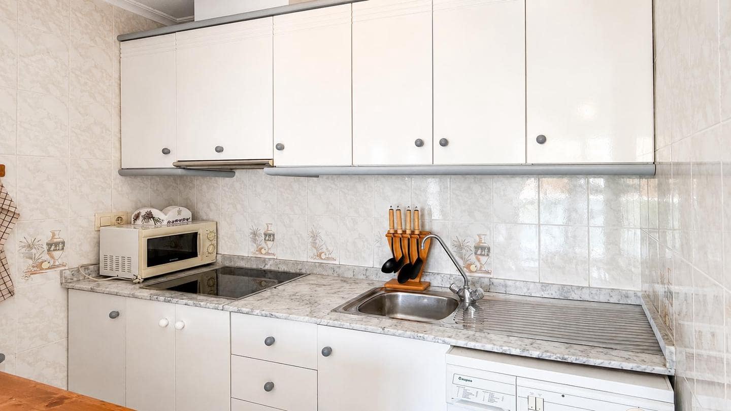 1 sypialnia Mieszkanie na sprzedaż w Santa Pola z basenem garażem - 169 000 € (Ref: 9936692)