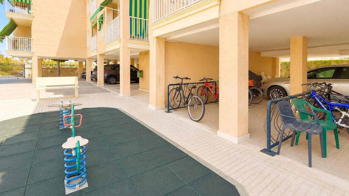 1 sypialnia Mieszkanie na sprzedaż w Santa Pola z basenem garażem - 169 000 € (Ref: 9936692)