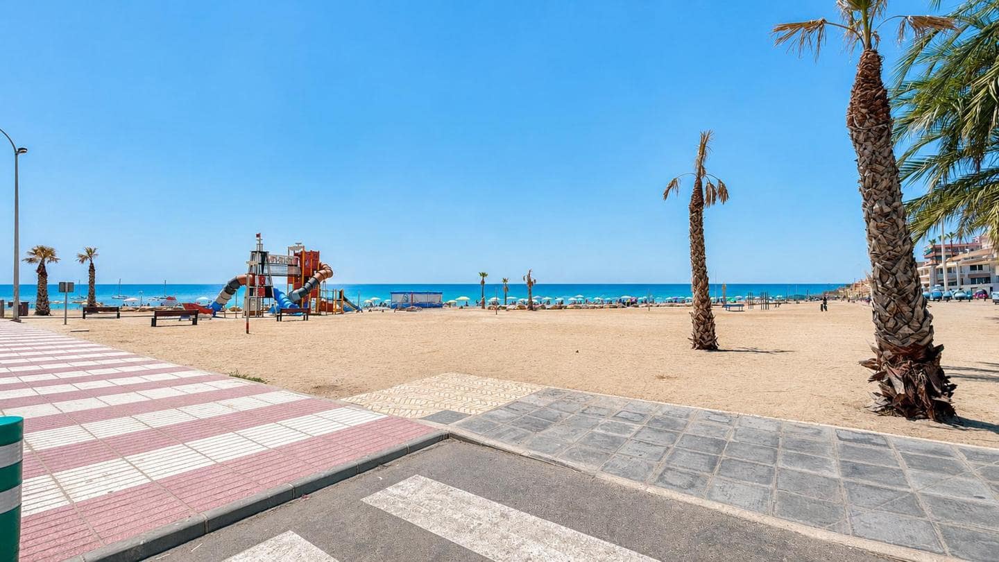 2 soveværelse Lejlighed til salg i Santa Pola - € 189.000 (Ref: 9938906)