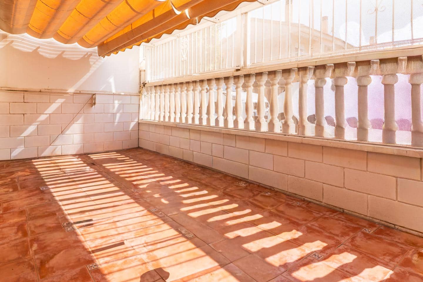 3 soveværelse Villa til salg i Santa Pola med swimmingpool garage - € 336.000 (Ref: 9941269)