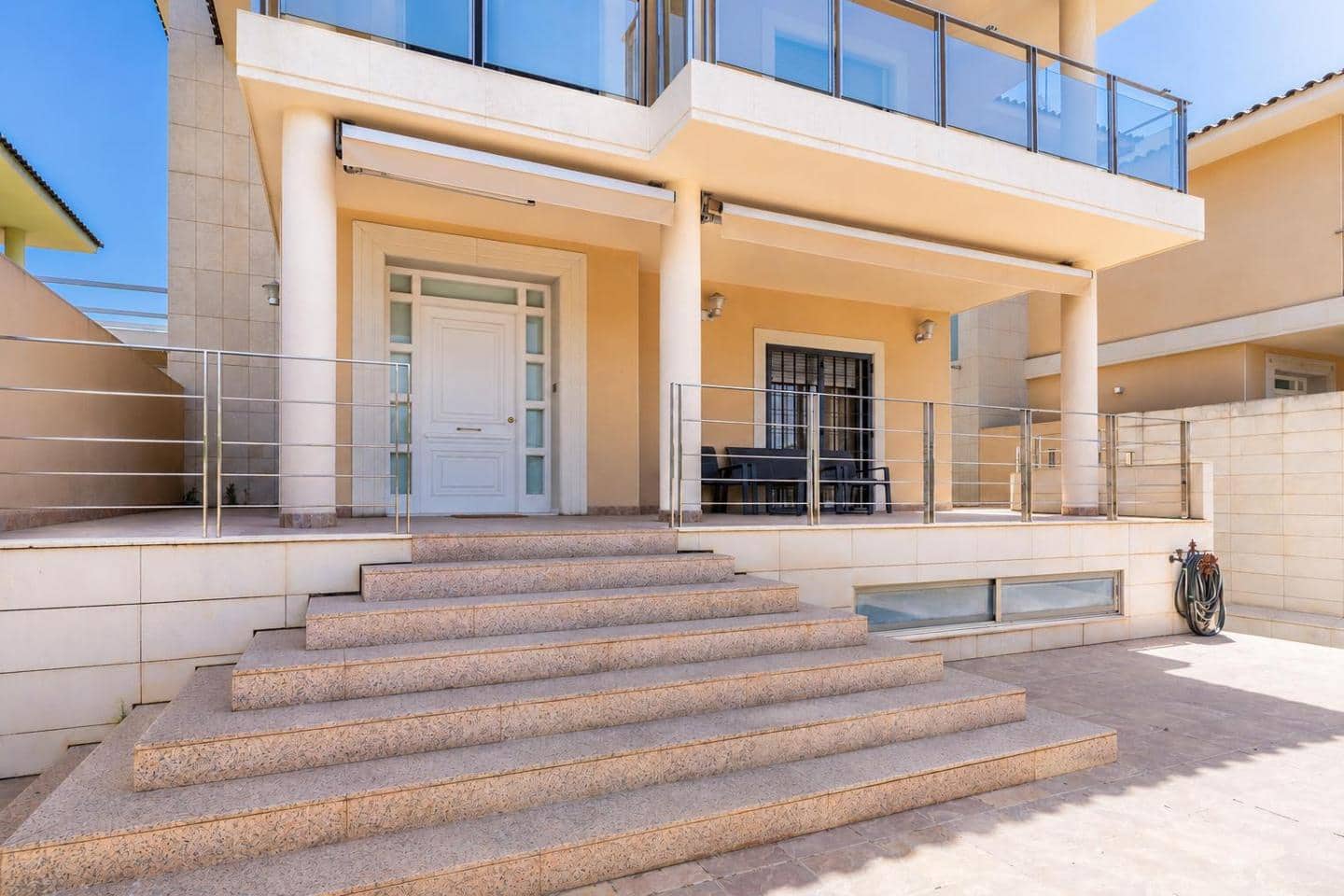 3 soveværelse Villa til salg i Elche / Elx med garage - € 795.000 (Ref: 9941270)