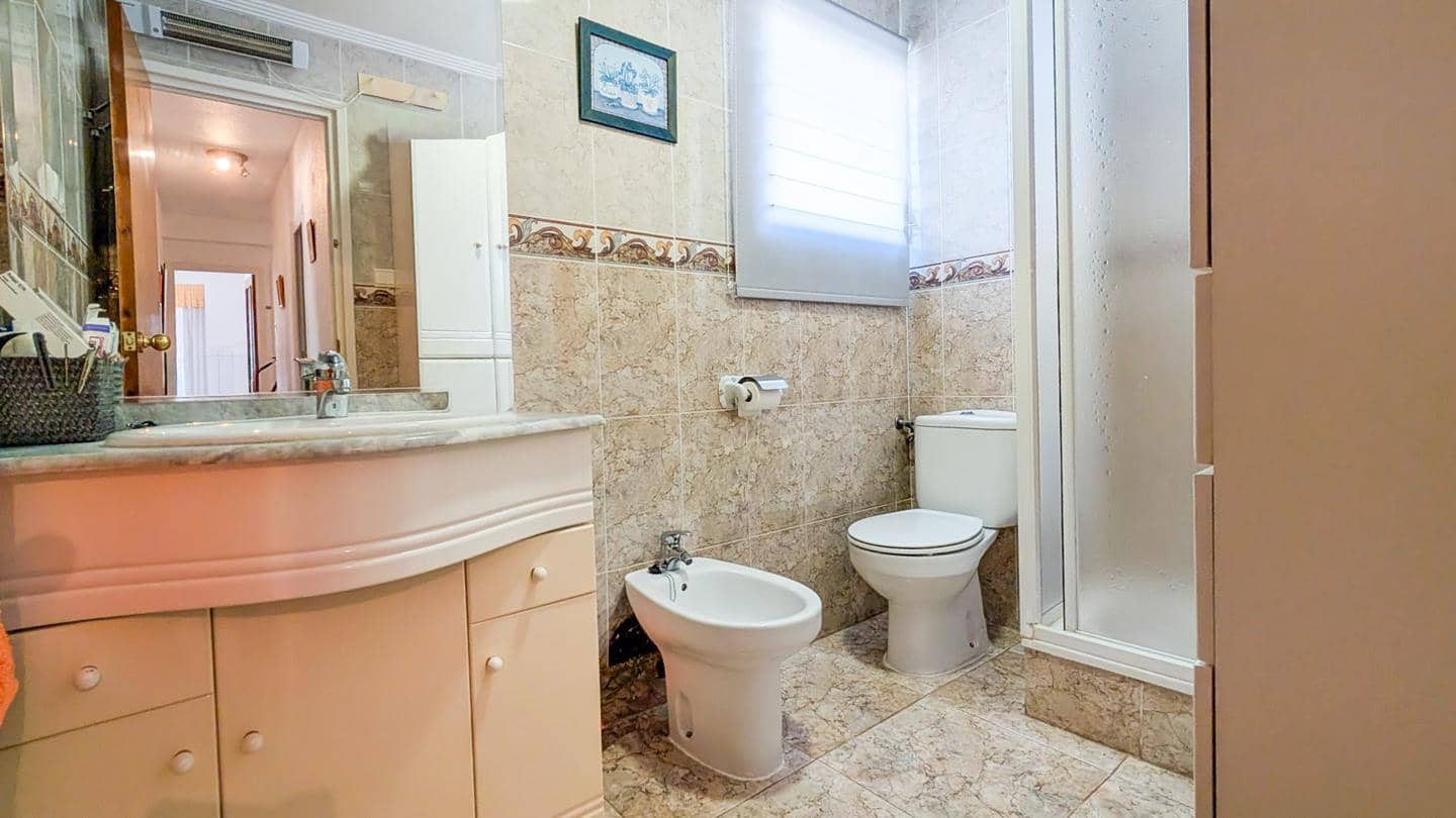3 sovrum Lägenhet till salu i Santa Pola med garage - 239 000 € (Ref: 9956541)
