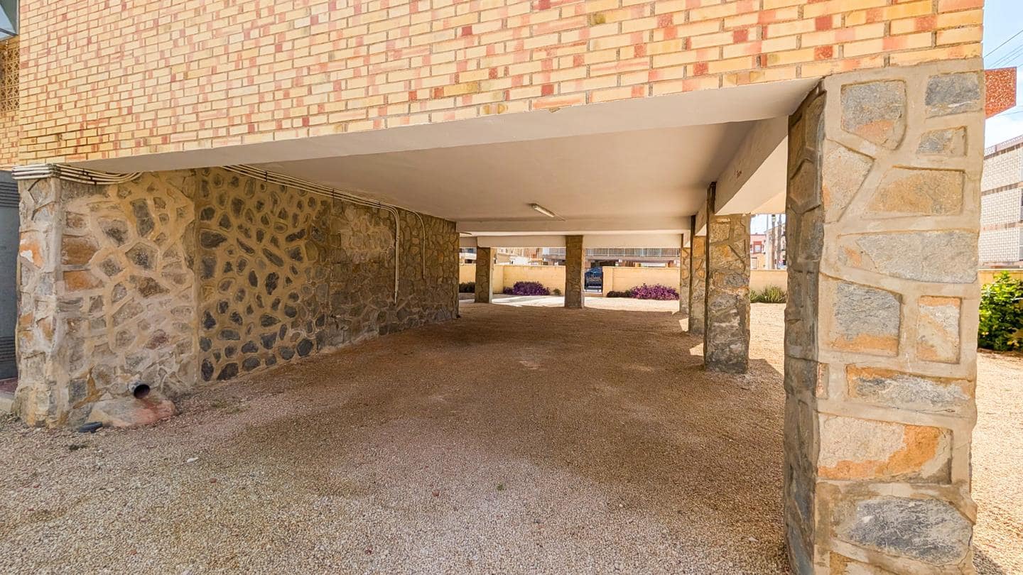 3 sovrum Lägenhet till salu i Santa Pola med garage - 239 000 € (Ref: 9956541)