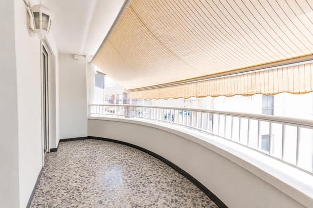4 quarto Apartamento para venda em Centro, Santa Pola com garagem - 299 000 € (Ref: 9960979)
