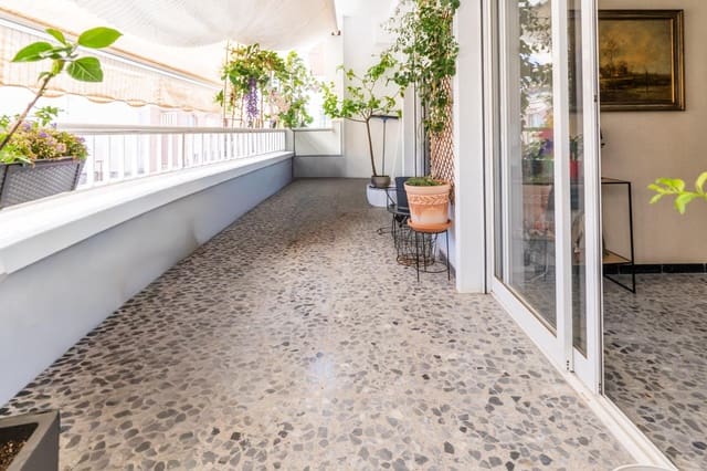 4 quarto Apartamento para venda em Centro, Santa Pola com garagem - 299 000 € (Ref: 9960979)