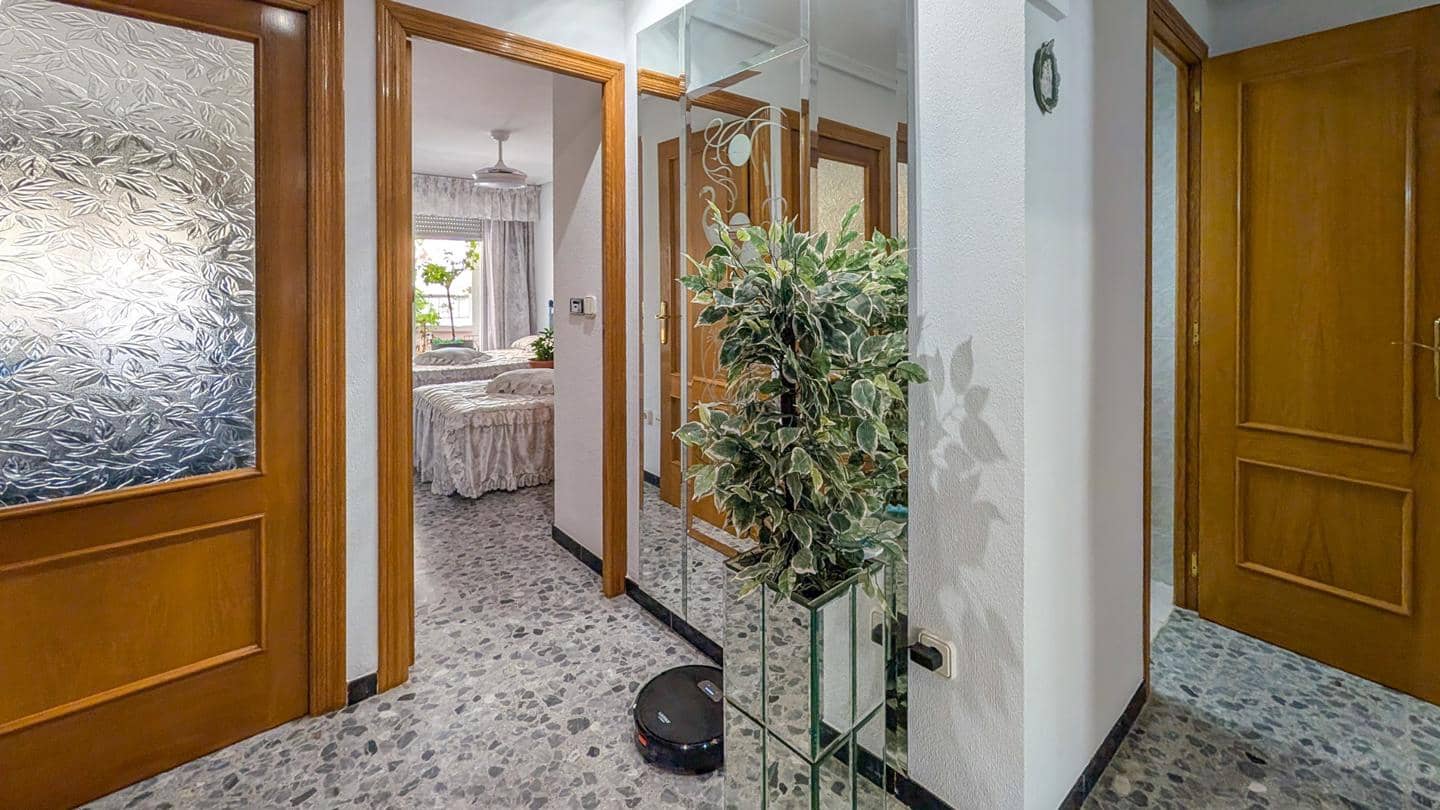 4 quarto Apartamento para venda em Santa Pola com garagem - 299 000 € (Ref: 9960979)