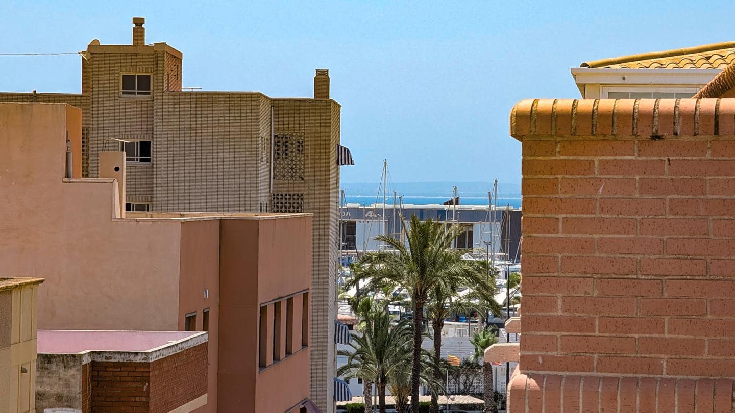 4 quarto Apartamento para venda em Santa Pola com garagem - 299 000 € (Ref: 9960979)