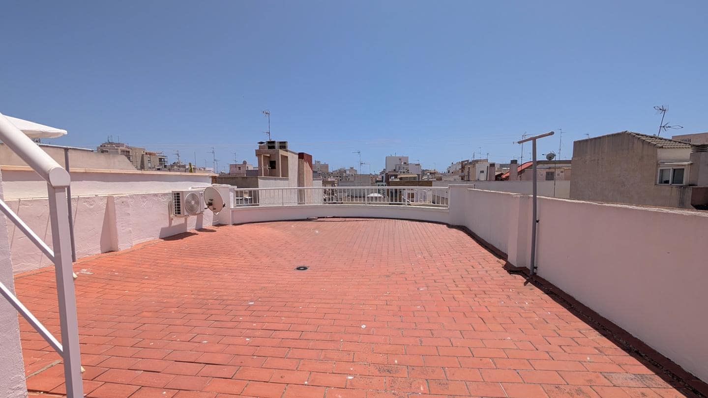 4 quarto Apartamento para venda em Santa Pola com garagem - 299 000 € (Ref: 9960979)
