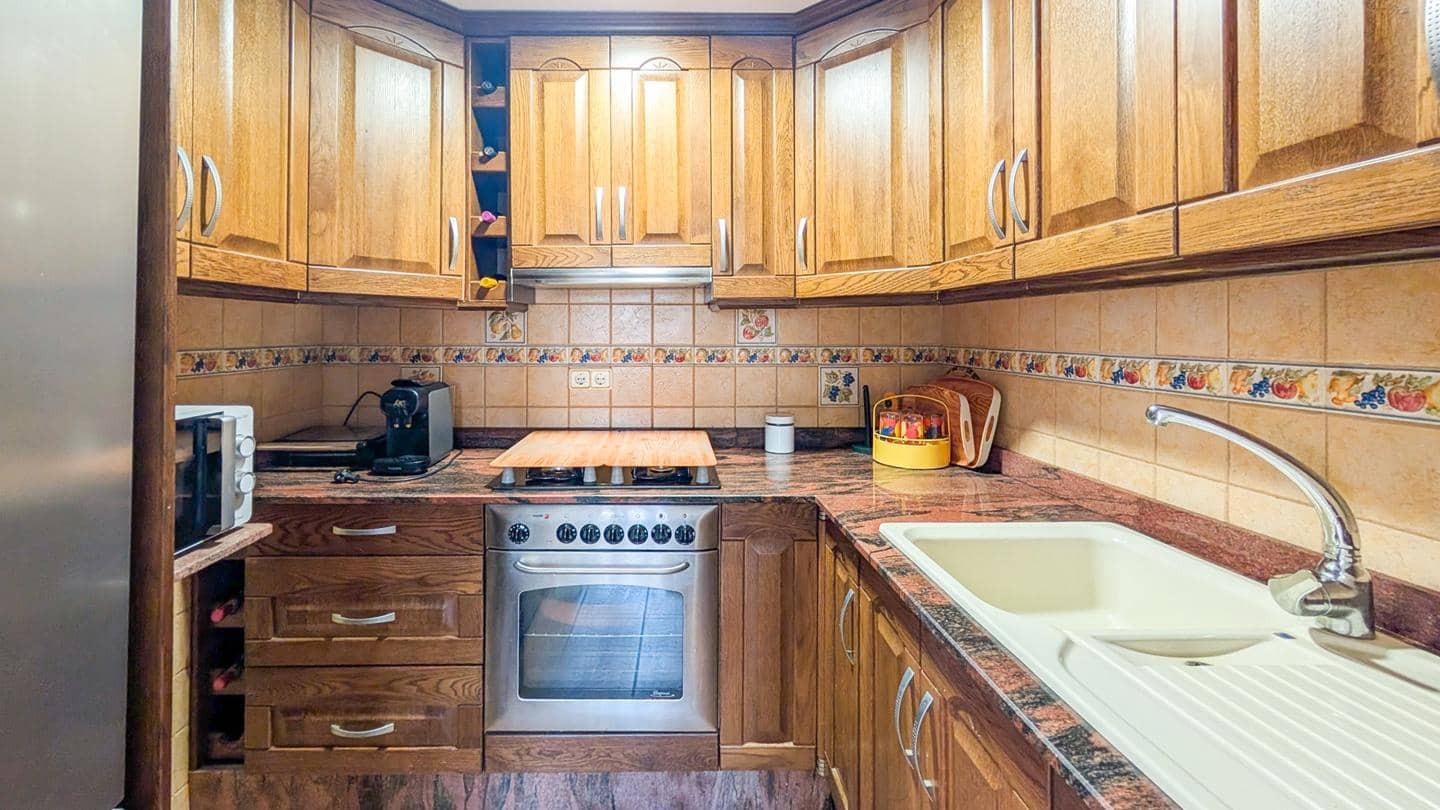 Chalet de 2 habitaciones en Santa Pola en venta - 199.000 € (Ref: 9971496)