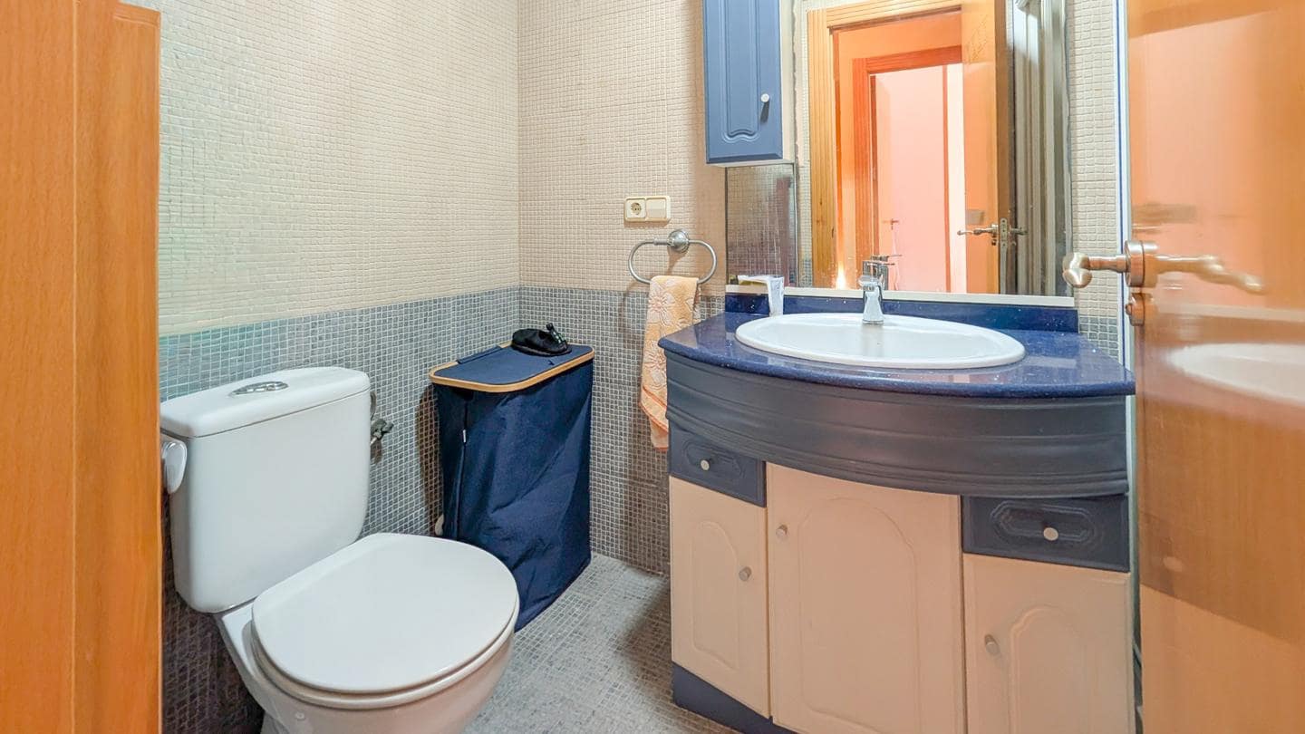 Chalet de 2 habitaciones en Santa Pola en venta - 199.000 € (Ref: 9971496)