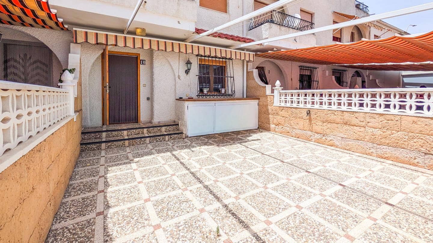 Chalet de 2 habitaciones en Santa Pola en venta - 199.000 € (Ref: 9971496)