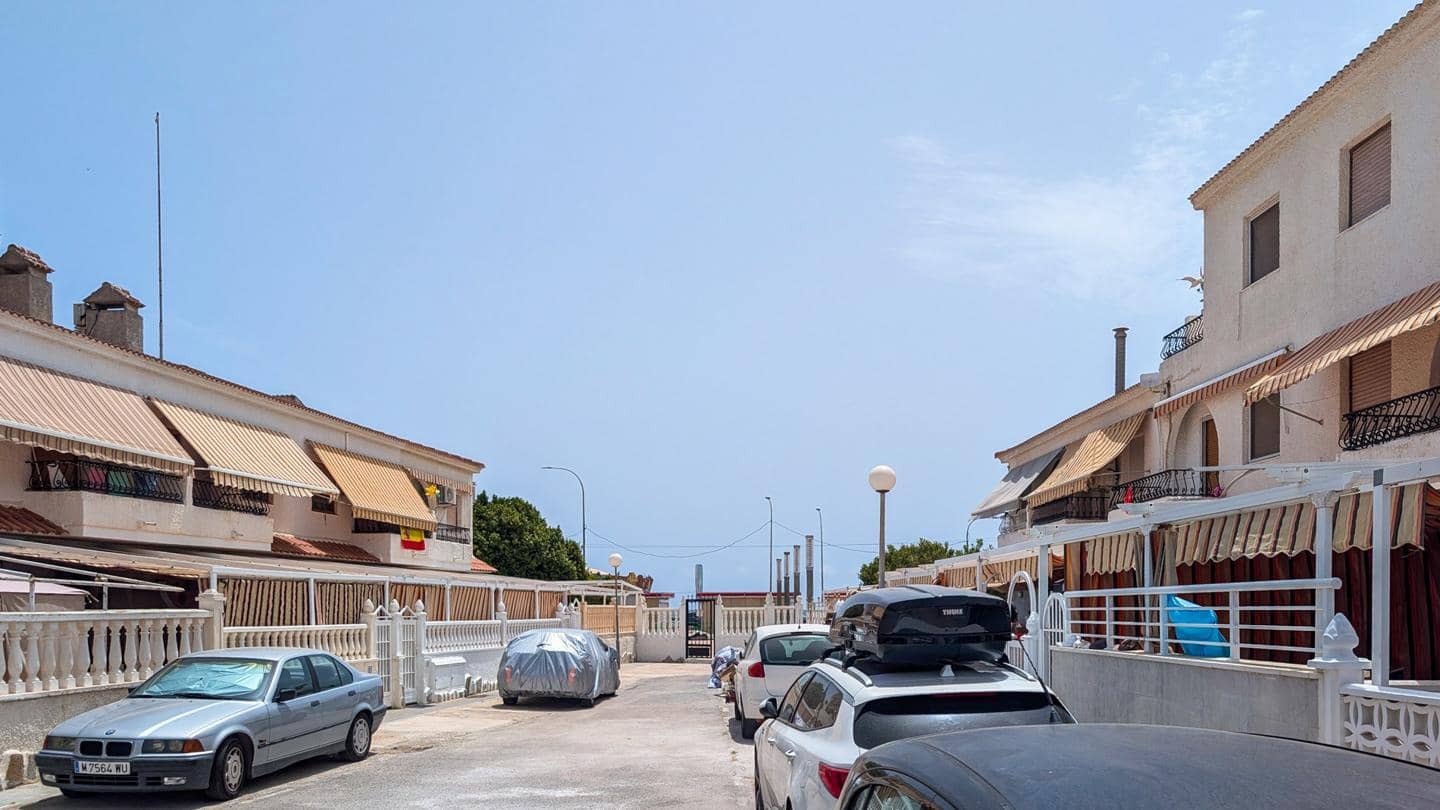 Chalet de 2 habitaciones en Santa Pola en venta - 199.000 € (Ref: 9971496)