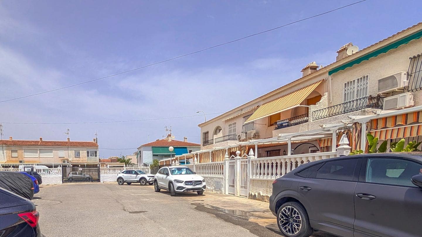 Chalet de 2 habitaciones en Santa Pola en venta - 199.000 € (Ref: 9971496)