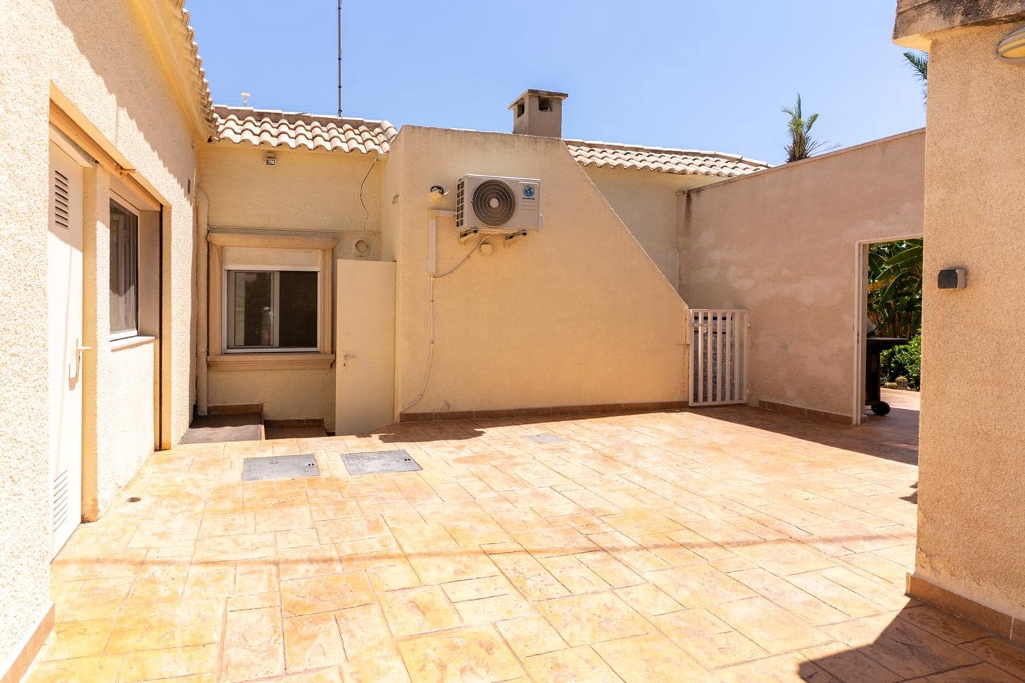 5 sypialnia Willa na sprzedaż w Elche / Elx z basenem garażem - 519 000 € (Ref: 9971747)