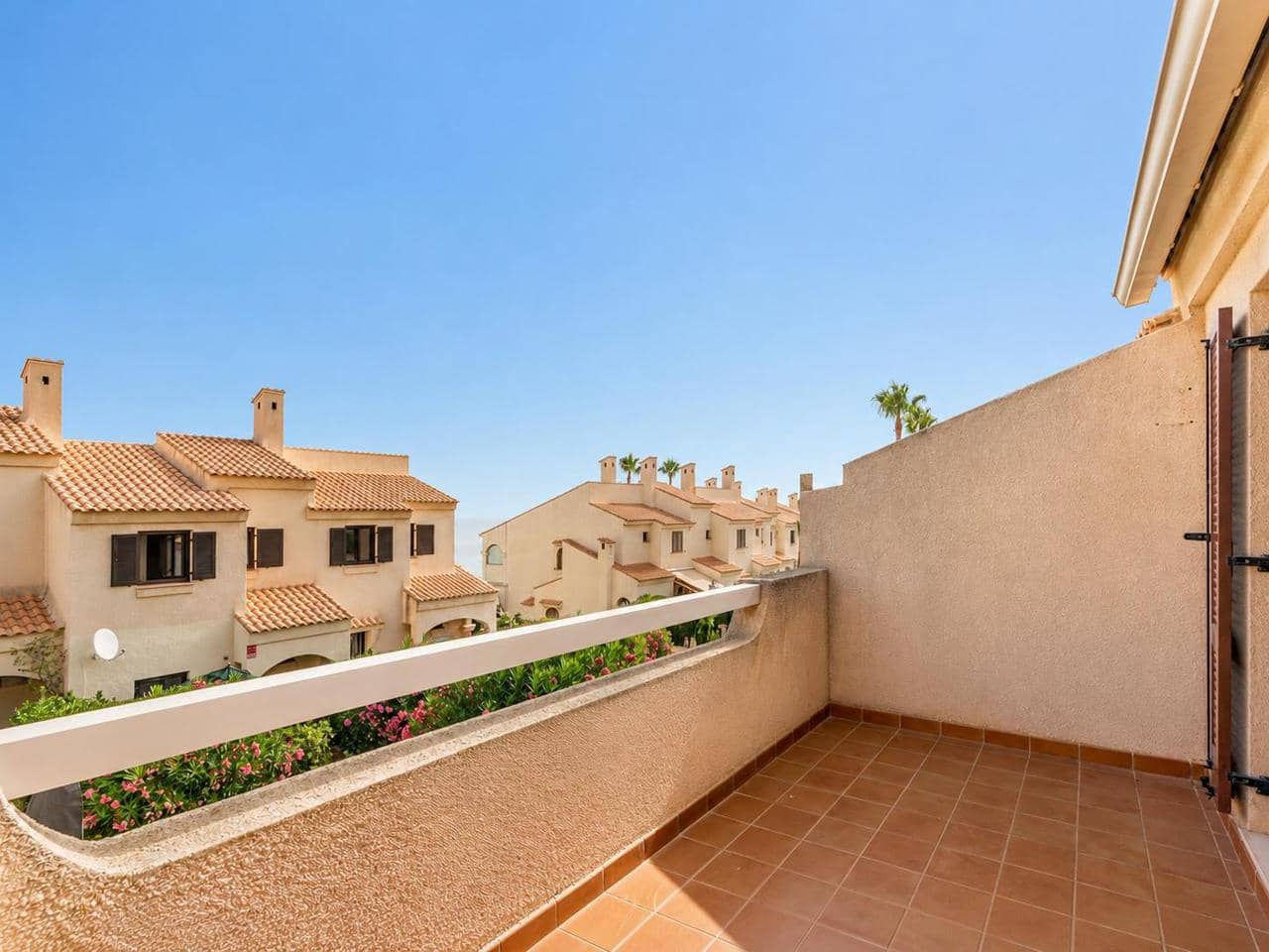 3 soveværelse Villa til salg i Gran Alacant med swimmingpool garage - € 425.000 (Ref: 9987332)
