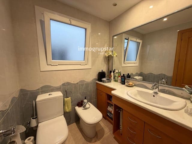3 soverom Leilighet til salgs i Sant Feliu de Guíxols med garasje - € 360 000 (Ref: 10005992)