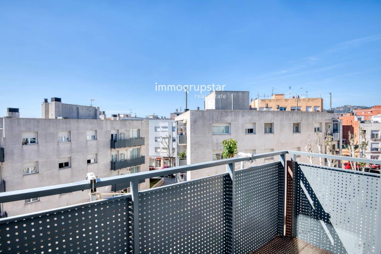 3 bedroom Flat for sale in Sant Feliu de Guixols with garage - € 235,000 (Ref: 10012589)
