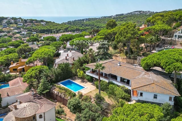 5 Zimmer Villa zu verkaufen in Sant Antoni de Calonge, Calonge i Sant Antoni mit Pool Garage - 1.240.000 € (Ref: 10031053)