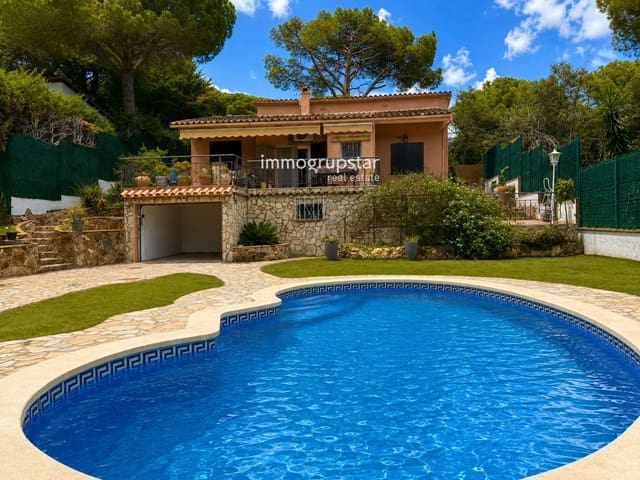 3 bedroom Villa for sale in Calonge i Sant Antoni with pool garage - € 470,000 (Ref: 10031205)