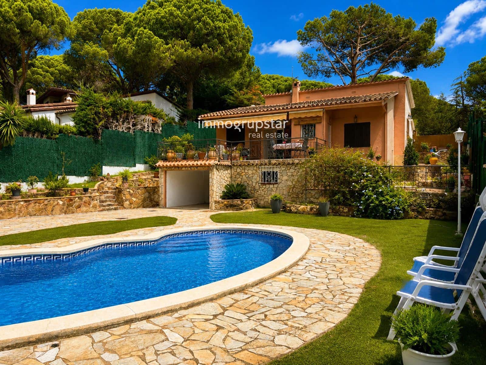 3 bedroom Villa for sale in Calonge i Sant Antoni with pool garage - € 470,000 (Ref: 10031205)