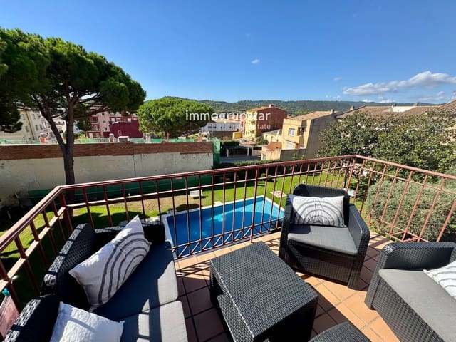Piso de 3 habitaciones en Calonge i Sant Antoni en venta con piscina garaje - 265.000 € (Ref: 10040149)