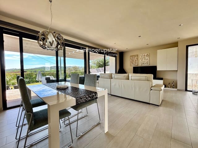 4 chambre Villa/Maison à vendre à Calonge i Sant Antoni avec piscine garage - 890 000 € (Ref: 10041342)