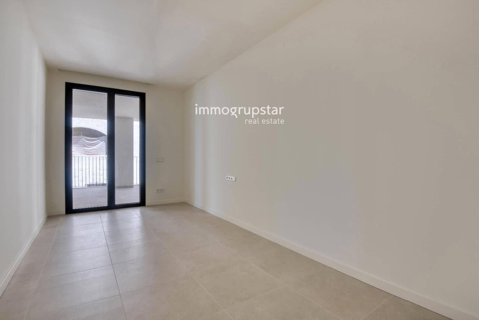 2 bedroom Flat for sale in L'Escala - € 595,000 (Ref: 10113405)