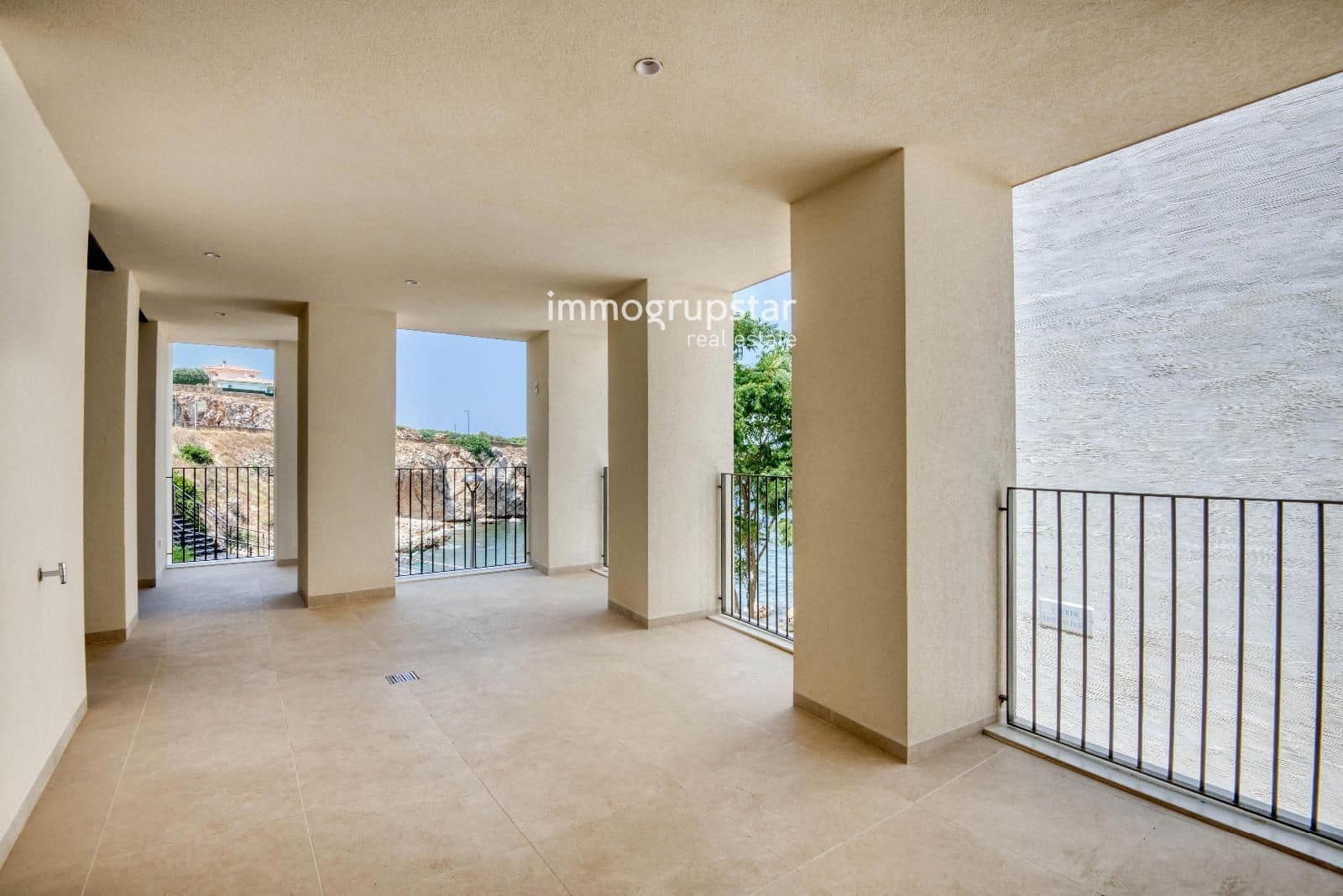 2 bedroom Flat for sale in L'Escala - € 595,000 (Ref: 10113405)